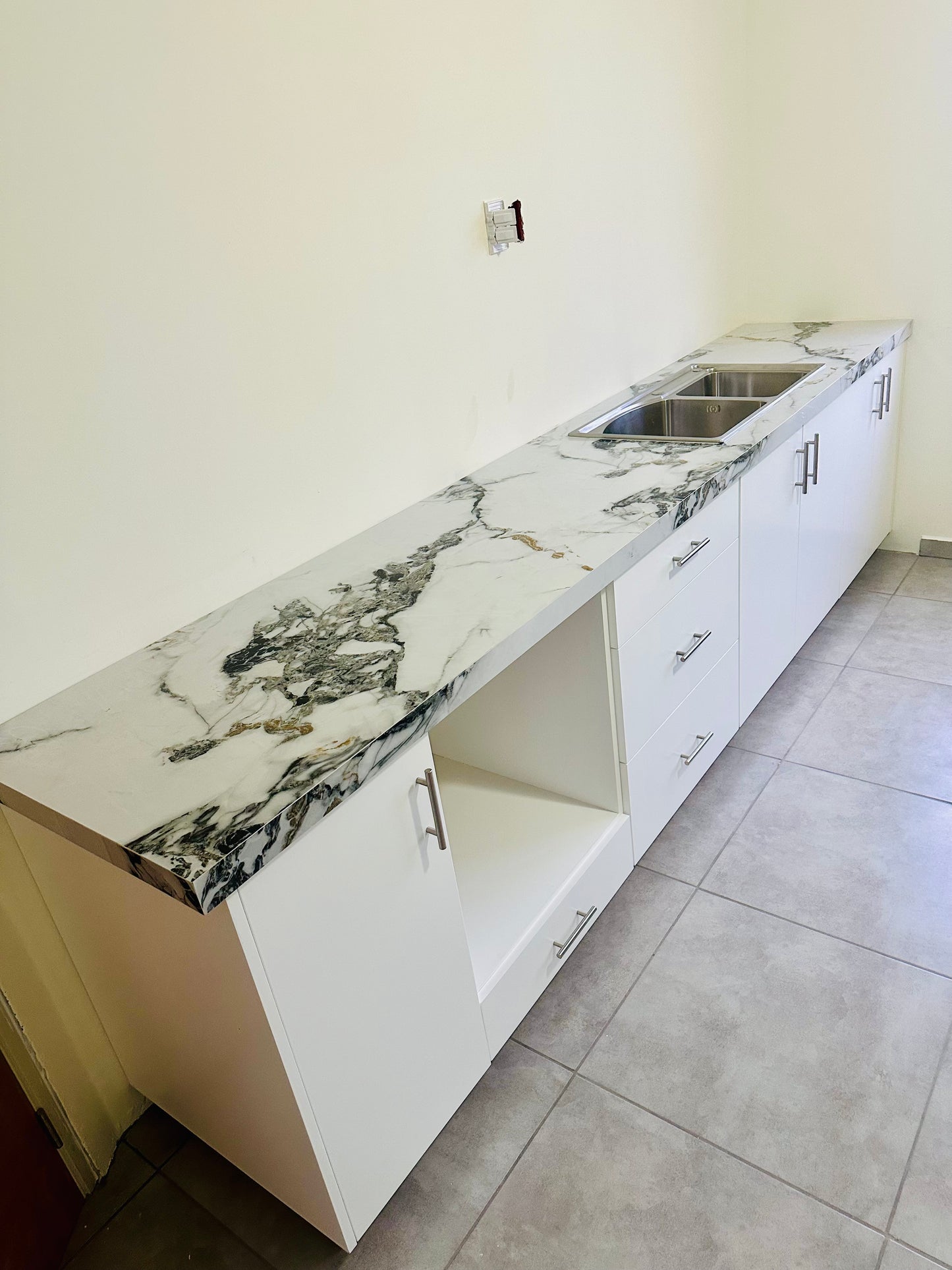 Marble look White - grey - gold