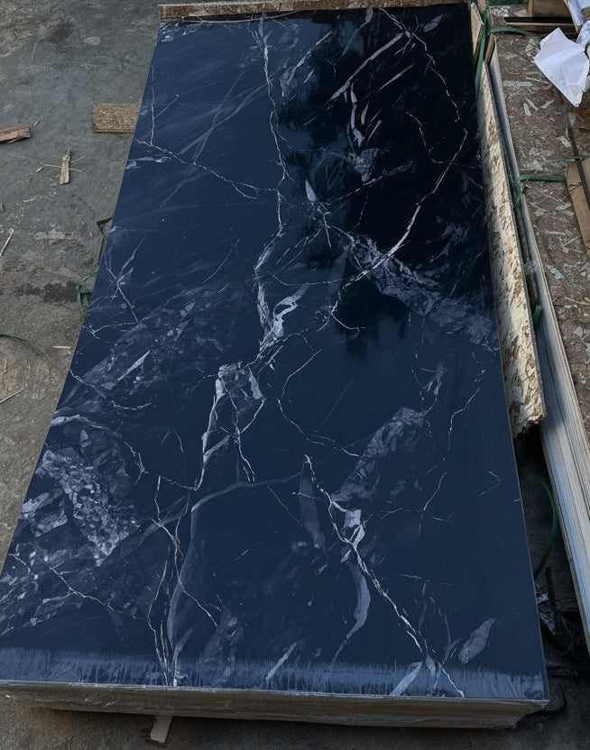 PVC black - marble white lines