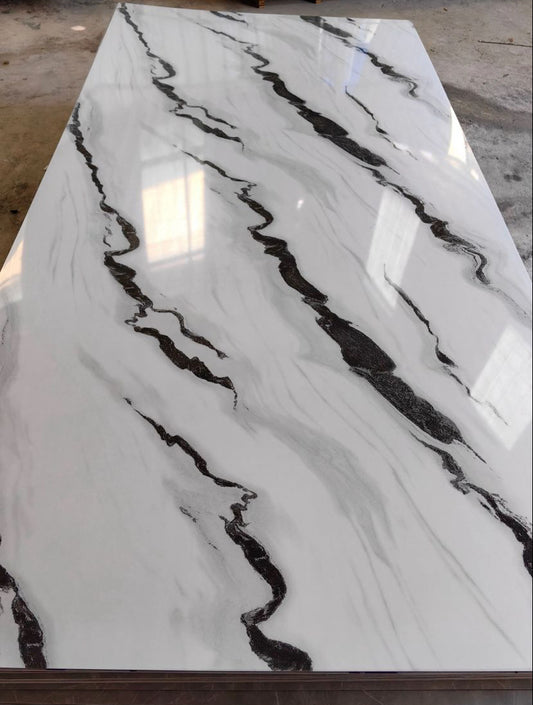 Marble look full white - black lines